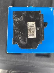Square D - Homeline 40 Amp Two-Pole Circuit Breaker 240V - Tested - Picture 1 of 6