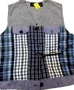 Requirements-Woman’s Sleeveless Size Medium Button Up Shirt-Blue With Pockets - Picture 1 of 5