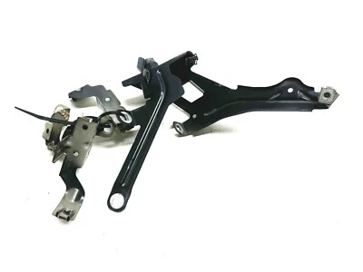 P401195 10-17 BMW 535i GT 550i GT Juego de 4 soportes de soporte de montaje de guardabarros delantero LH Foto 1 de 4