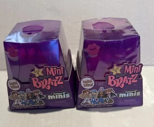 LOT of 2 Blind Mini Bratz Flashback Minis Series 1 Limited Edition NEW - Picture 1 of 1