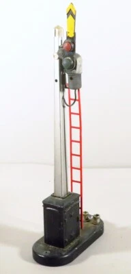 LIONEL POSTWAR 151 SEMAPHORE OB WITH INSERT TESTED TCA GRADE C7 - Image 1 of 4