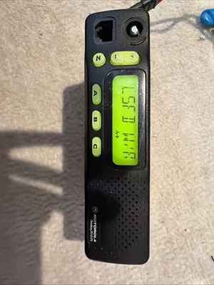 Motorola Radius M1225 150-174 MHz VHF 40W 20-Ch Radio M43DGC90J2AA - Image 1 of 4