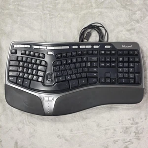 Microsoft Natural Ergonomic Keyboard 4000 V1.0 USB with Elevated Stand Riser - Picture 1 of 12