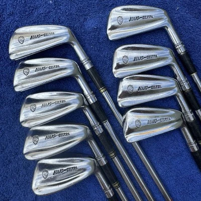 Walter Hagen Haig Ultra 高尔夫铁杆套装 2-PW 硬钢杆身原装握把 — 第 1/4 张图片