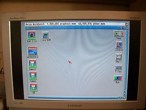 Amiga 600 4 GB 2.1 Clásico Whdload/Títulos WDLoad 18.5 CF Tarjeta solo CF - Imagen 1 de 2