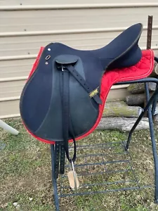Used 18" Synthetic Wintec wide mono flap sport English saddle w/fittings, pad - Picture 1 of 14