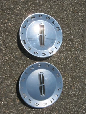 Tapacubos originales Lincoln Navigator 2003 a 2006 cromados tapacubos 2L7J-1A096-AB Foto 1 de 4
