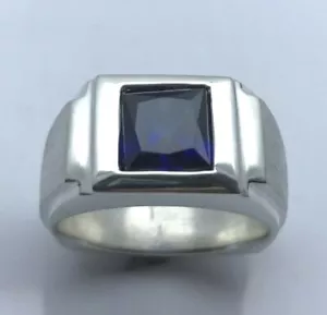 ANILLO PARA HOMBRE MJG PLATA ESTERLINA. 8 X 8MM PRINCESS LAB ZAFIRO AZUL. TALLA 10 1/4 - Imagen 1 de 5
