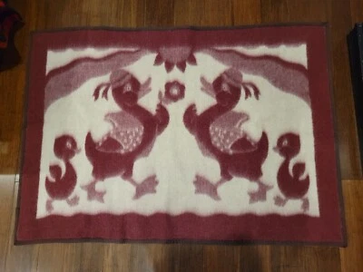 Manta de lana soviética vintage bebé/regazo pura lana reversible 54 X 38" granate Foto 1 de 4