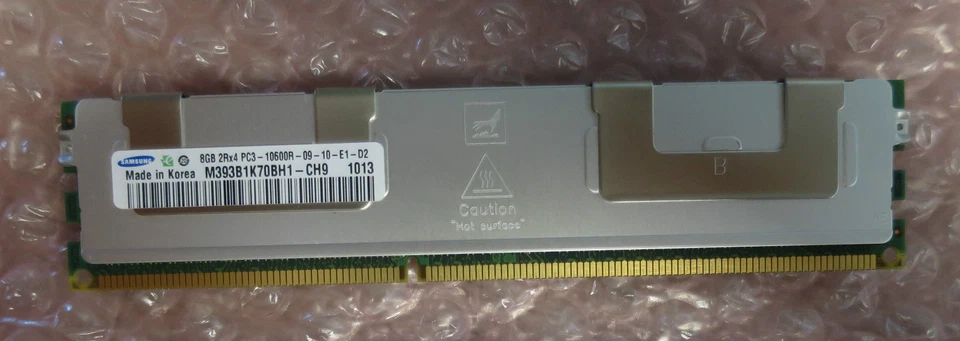 Fujitsu Original 1 x 8GB DDR3-1333 PC3-10600 ECC REG S26361-F4412-E515 - Image 1 of 1