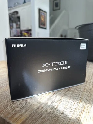 Fujifilm X-T30 II Mirrorless Camera with 15-45mm Lens Kit, Silver - Image 1 of 3