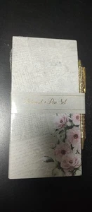 New floral note pad with bedazzled pen from Cracker Barrel - Bild 1 von 2