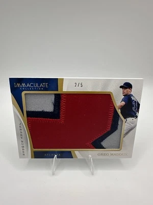 Футболка 2017 Panini Immaculate Collection - Jumbo Greg Maddux #IJ-GM номер /5  - Изображение 1 из 4