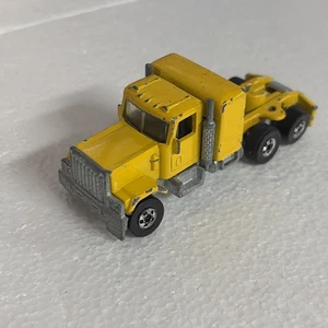 Vintage 1980s Hot Wheels Steering Rigs Yellow GMC Semi Truck Cab Hong Kong - Picture 1 of 4