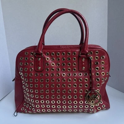 Michael Kors с заклепками Sandrine красный Saffiano кожаная Дамская сумка сумочка  - Изображение 1 из 4