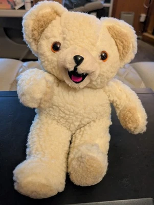 "Oso acurrucado - 1986 - 9"" Peluche - Russ - En muy buena condición - Usado" Foto 1 de 3