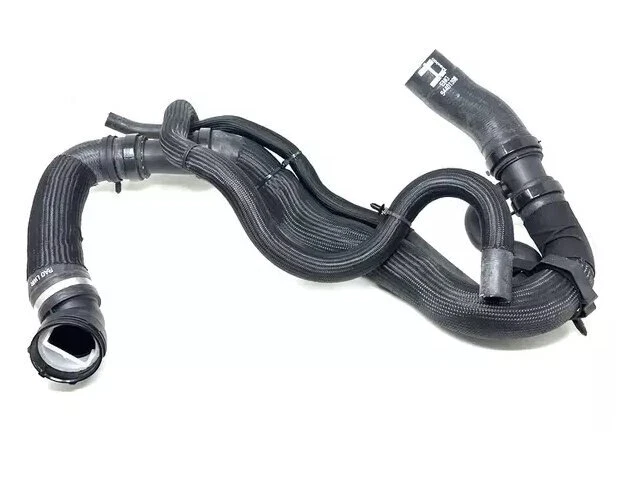 Manguera inferior del radiador para 17-19 Chevy GMC Silverado 2500 HD 3500 Sierra XQ44W5 Foto 1 de 1