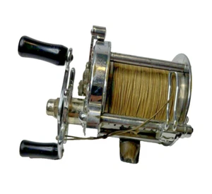 PFLUEGER ROCKET NO. 1355 REEL MADE IN USA BAITCASTING LEVEL WIND FISHING REEL - Picture 1 of 5