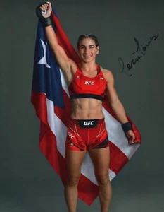 Tecia Torres Pennington authentic signed autographed 8x10 photograph proof COA - Picture 1 of 3