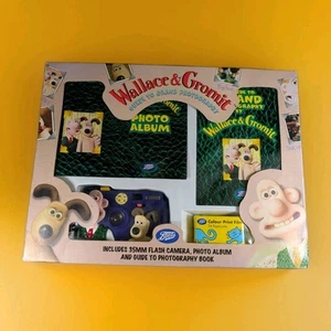 Wallace And Gromit 35mm Botas Cámara Álbum Fotografía Guía En Caja Nuevas - Imagen 1 de 24