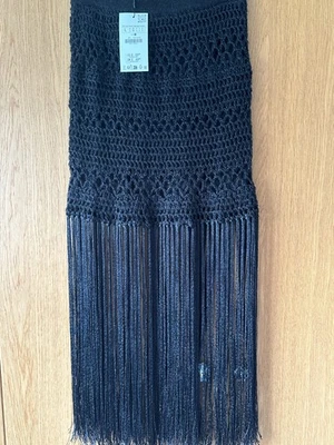 BNWT Zara black crochet fringe maxi skirt L UK 10 - 16 boho fringe beach knitted - Image 1 of 4