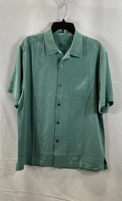 Tommy Bahama Men Green Casual Shirt Size Medium NWT - Image 1 of 4