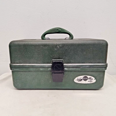 Caja de aparejos de colección Sears Roebuck Co plástico verde duro 3 bandejas con mango en forma de pez Foto 1 de 4