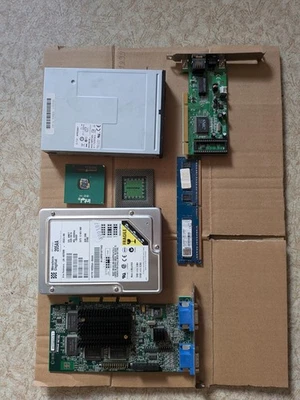 ULTRA SELTEN! Pentium 3 Retro-KIT (933 MHz) + 256MB RAM + Matrox G200 + 20GB IDE - Bild 1 von 4