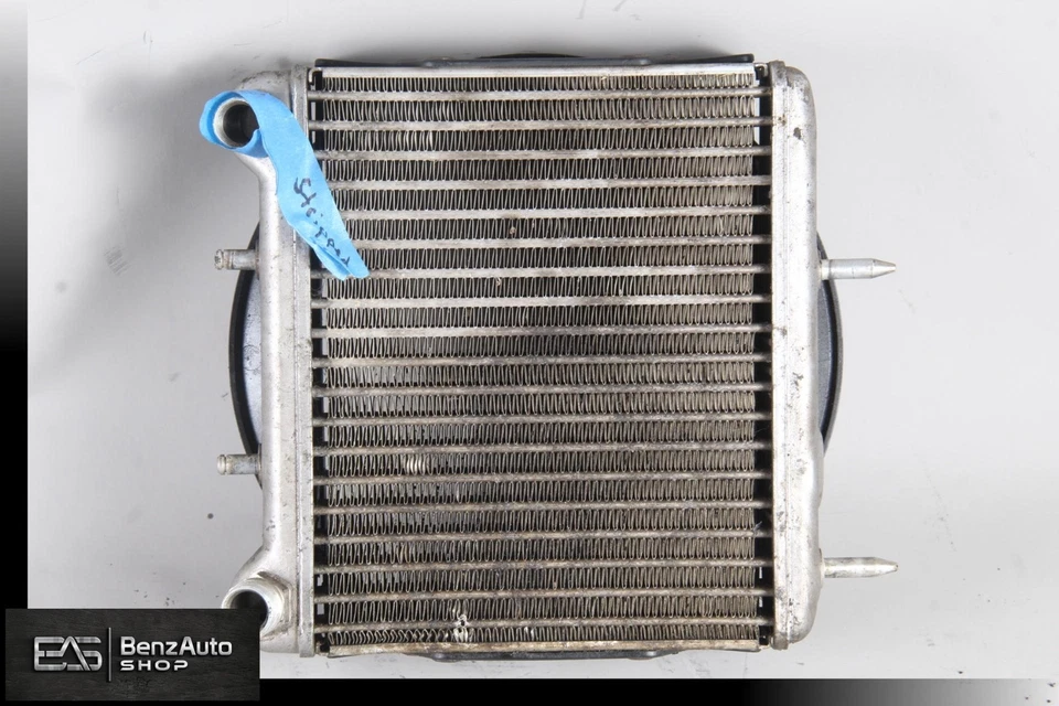 04-06 Mercedes W211 E55 CLS55 AMG motor enfriador de aceite radiador con cubierta OEM *NOTA Foto 1 de 4