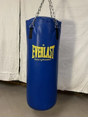Everlast Boxsack 30kg 35 x 100 cm wie neu hängend - Bild 1 von 4