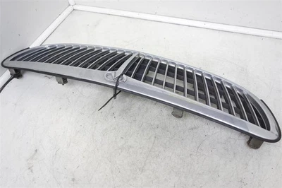 Parrilla delantera Infiniti I30 2000-2001 62310-3Y100 Foto 1 de 3