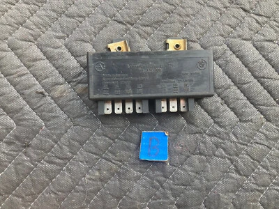 Unidad de módulo de control de luz BMW E30 318i 325i 1982-1994 1375909 OEM #2091M Foto 1 de 4