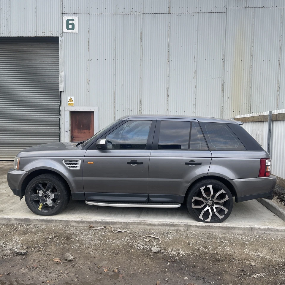 Land Rover Range Rover Sport TDV6 2005-2013 CINTURÓN DE SEGURIDAD - PASAJERO DELANTERO Foto 1 de 1