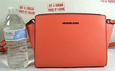 Bolso Bandolera Mensajero Michael Kors Selma Mediano Cuero Saffiano Foto 1 de 2