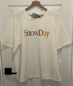 It’s A Snowday NVTG Rainbow Logo Flower Back Graphic Tee T Shirt Regular Fit XXL - Picture 1 of 6