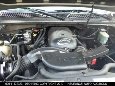 Radiator With Rear Auxiliary AC Fits 00-04 SUBURBAN 1500 1233572 - Image 1 of 4