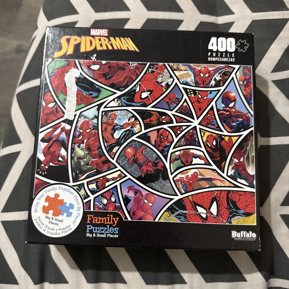 Rompecabezas Buffalo Games Web of Spider-Man 400 piezas Foto 1 de 4