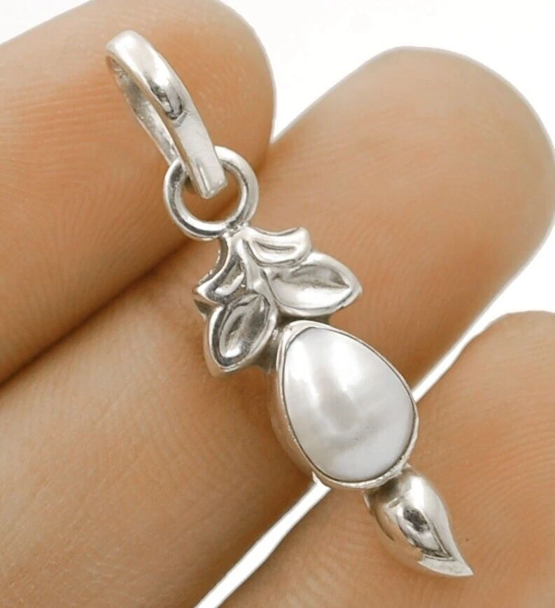 Colgante de plata de ley 925 con perlas naturales de agua dulce de 1 1/3" de largo @9-1 Foto 1 de 1