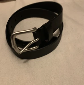💥GAP Men's Size 28 Black Leather Belt Retails $44.95 - Bild 1 von 8