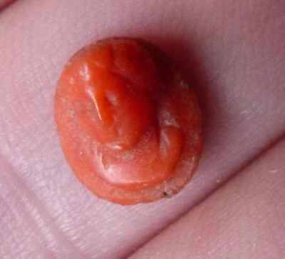 Minuscule camée en corail femme Bijou ancien 18e siècle pour bague cameo coral - Photo 1/4