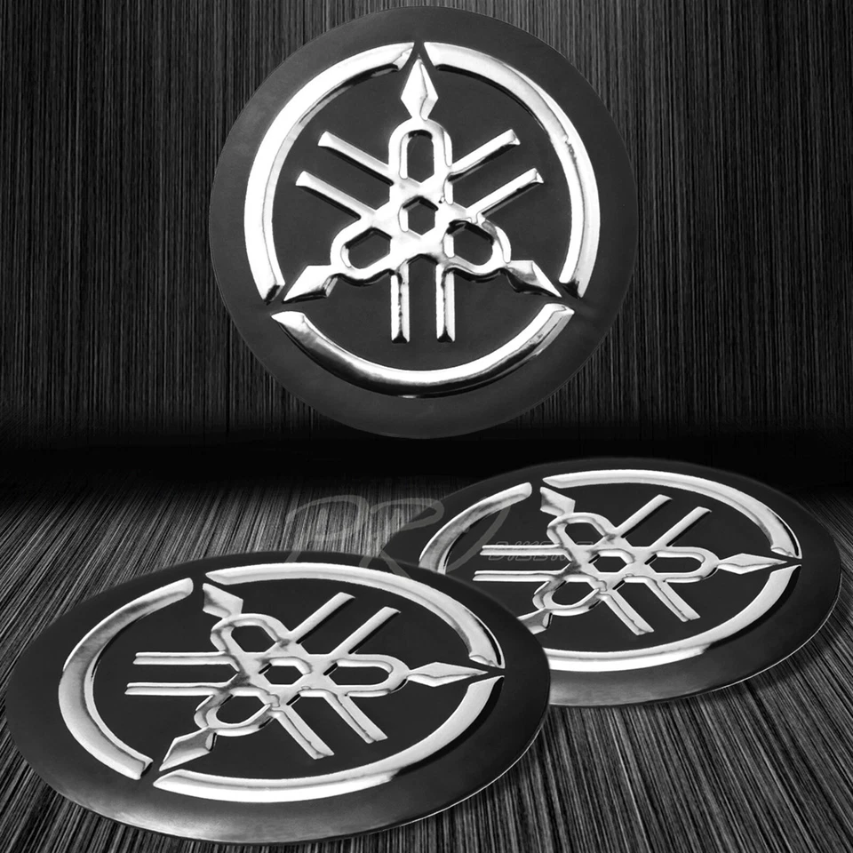 2x 2.125" 3D Emblem Decal Logo Fairing Logo Sticker Yamaha Black+Chromed Silver — 第 1/1 张图片