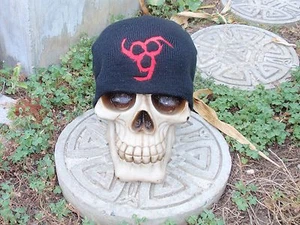 666 circle red embroiderd black beanie hat monster pentagram horror - Picture 1 of 2