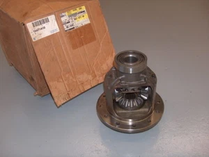 1999-2016 Chevy Truck Van GM C-Clip OEM 9.5" 9 ½” Rear End Differential 12471410 - Picture 1 of 11