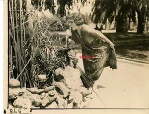 BESSIE LOVE Vintage Original Photo Latter Teens Vitagraph Studio RARE SCENE  - Picture 1 of 2