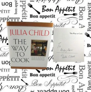 The Way to Cook JULIA CHILD ✎ SIGNED to Mary Ann ✎ HBDJ Cookbook NICE - Picture 1 of 4