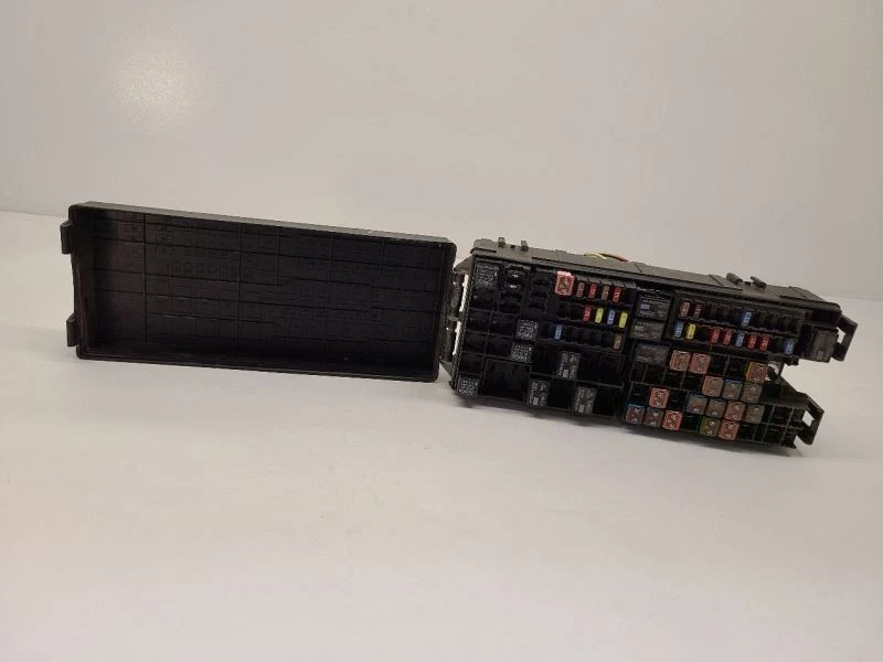 Faros halógenos Ford Edge 2012-2014 caja de fusibles motor turbo VIN 9 octavo dígito   Foto 1 de 4