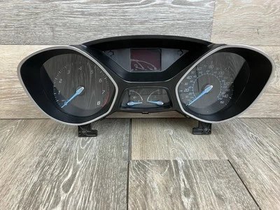 Ford Focus 2012 cuadro de instrumentos velocímetro 130.321 millas Foto 1 de 4