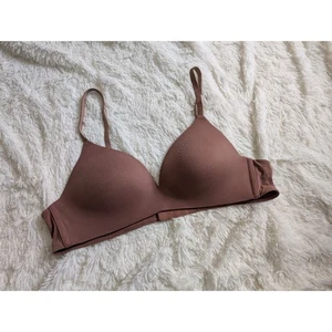 Ambrielle Wireless Wire free Versatile Convertible Straps Nude Beige Bra 40A - Picture 1 of 8