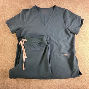 Figs Technical Collection Mujer XL Verde azulado oscuro con corbatas rosas W22SW2016 - Imagen 1 de 17