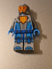Lego Nexo Knight Soldier Minifigure 30376 70318 Dark Azure Armor nex039b - As Is